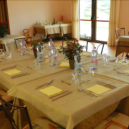 Borgo Alba Barona Turismo Rurale מלון
