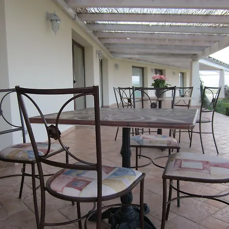 מלון Borgo Alba Barona Turismo Rurale