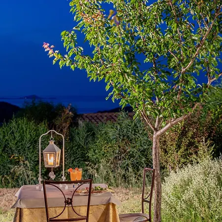 מלון Borgo Alba Barona Turismo Rurale
