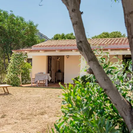 Borgo Alba Barona Turismo Rurale 3*