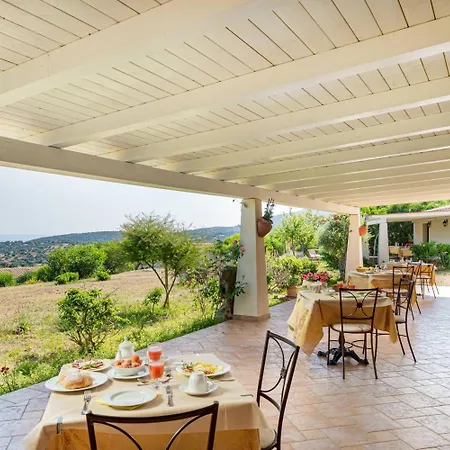 Borgo Alba Barona Turismo Rurale מלון