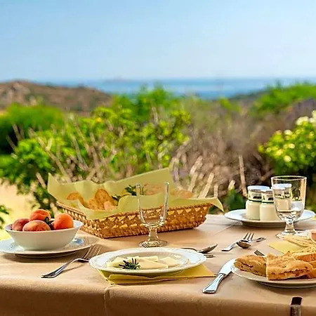 Borgo Alba Barona Turismo Rurale غولفو أرانتْشي