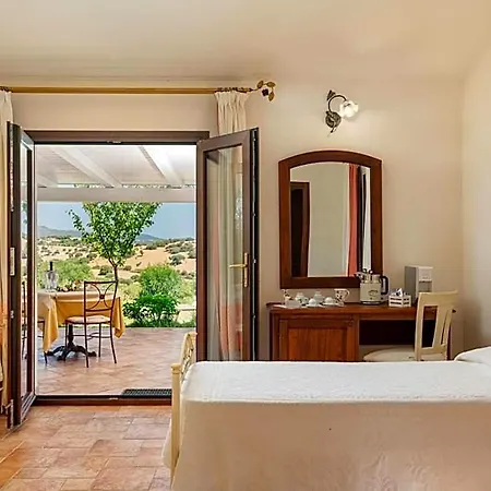 Borgo Alba Barona Turismo Rurale Отель