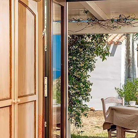 Отель Borgo Alba Barona Turismo Rurale