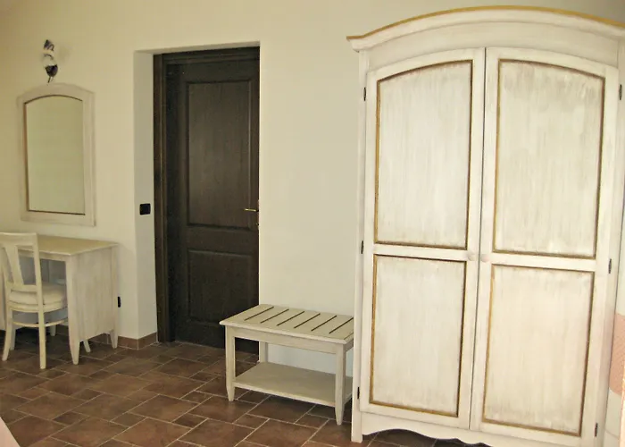 Borgo Alba Barona Turismo Rurale 3*