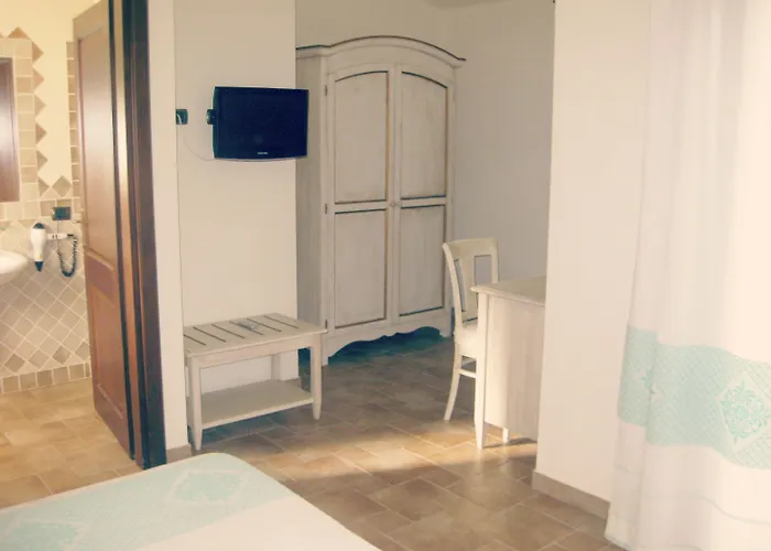 Borgo Alba Barona Turismo Rurale Hotel 3*